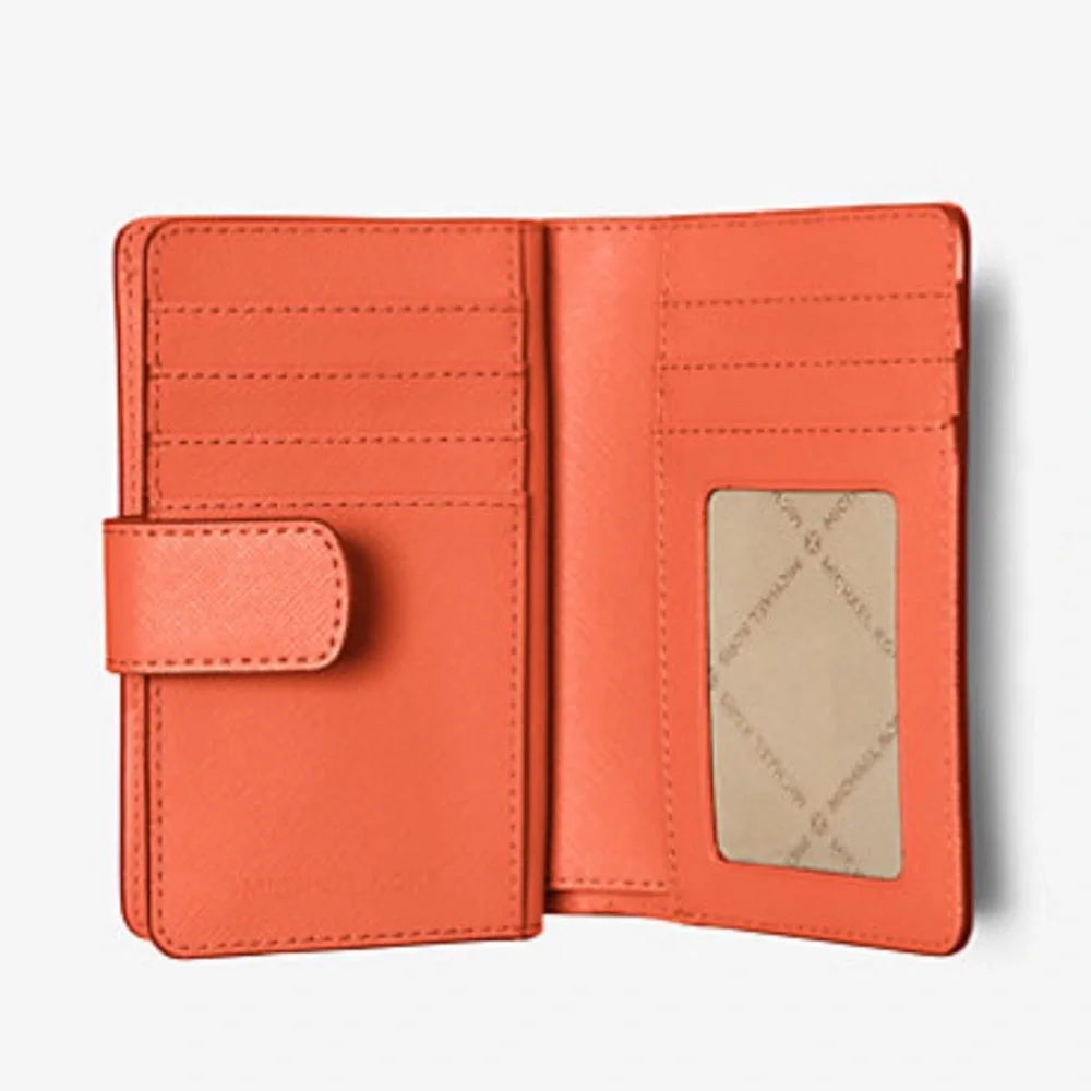 Michael Medium Crossgrain Leather Bifold Wallet
Red Clay 
NWT - Picture 3 of 16